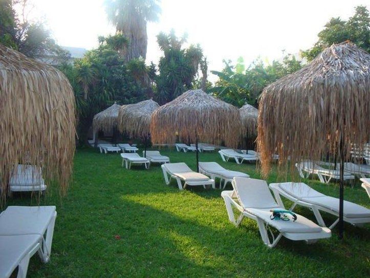 Oasis Hotel Bungalows Afandou Rhodes Esterno foto